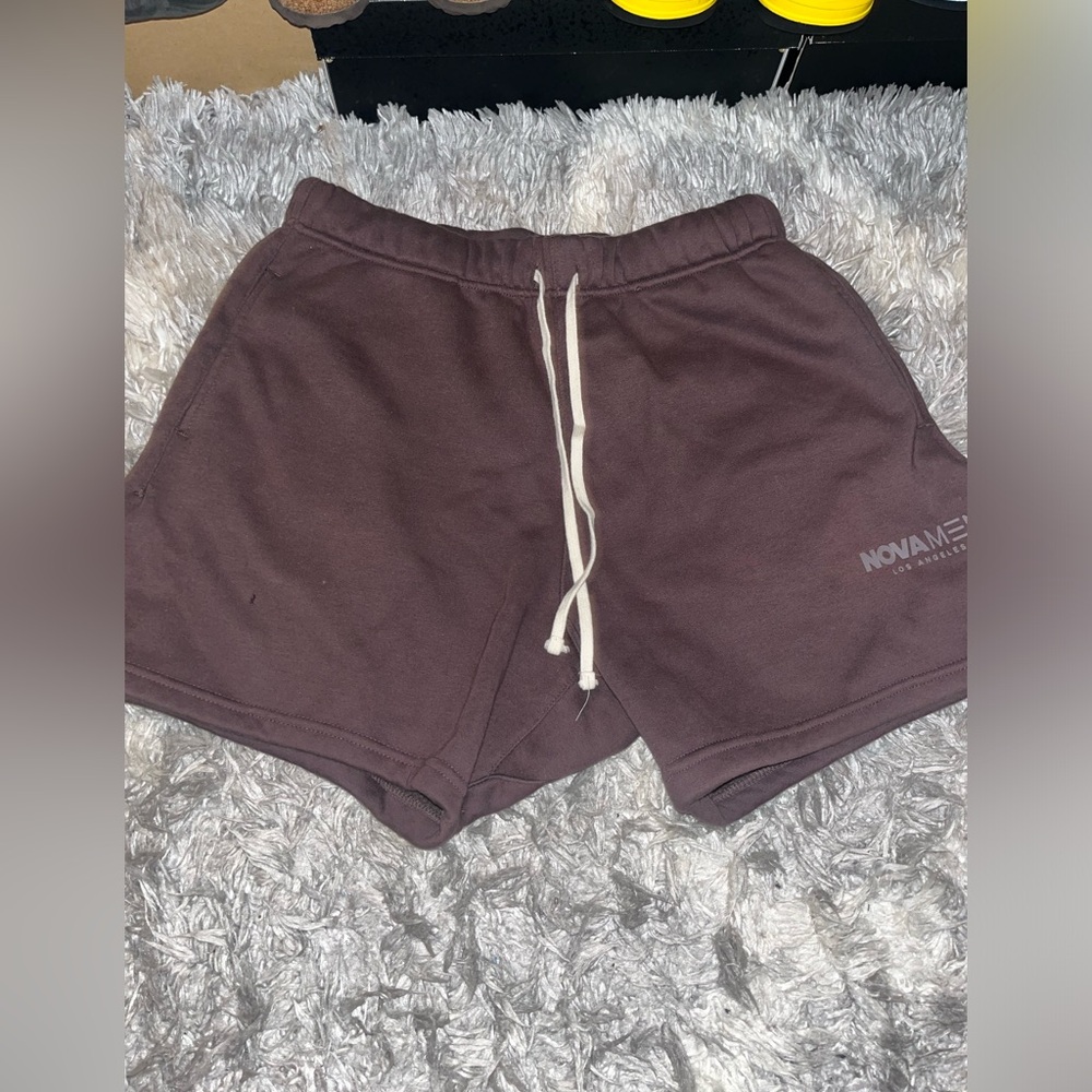 Size small fashion nova Tyson oversized heavyweight sweat shorts brown